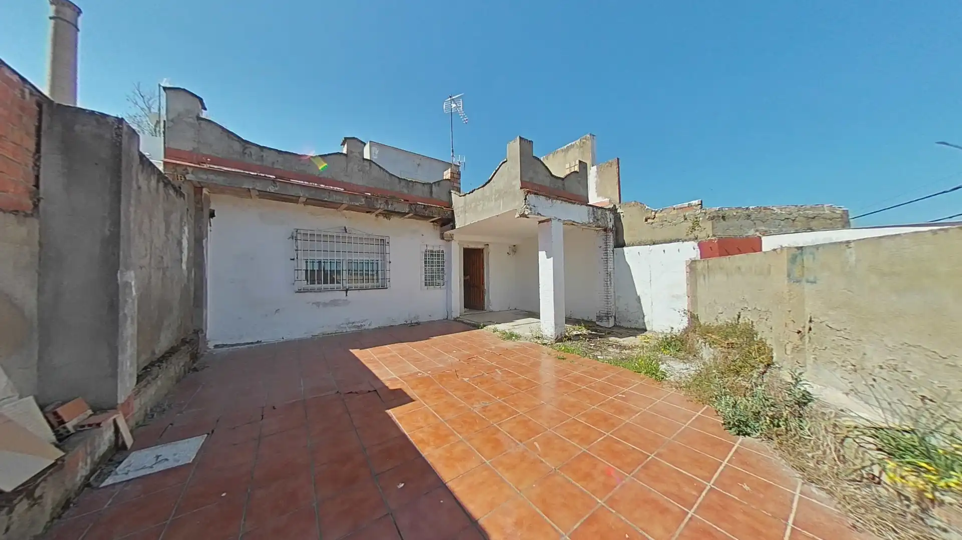 Vista exterior de Casa adosada en venta en Villanueva del Río y Minas con Jardín privado y Terraza