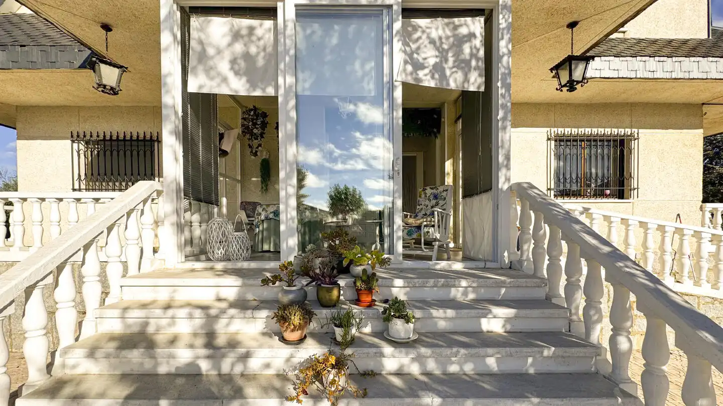 Terrassa de Casa o xalet en venda en Galindo y Perahuy