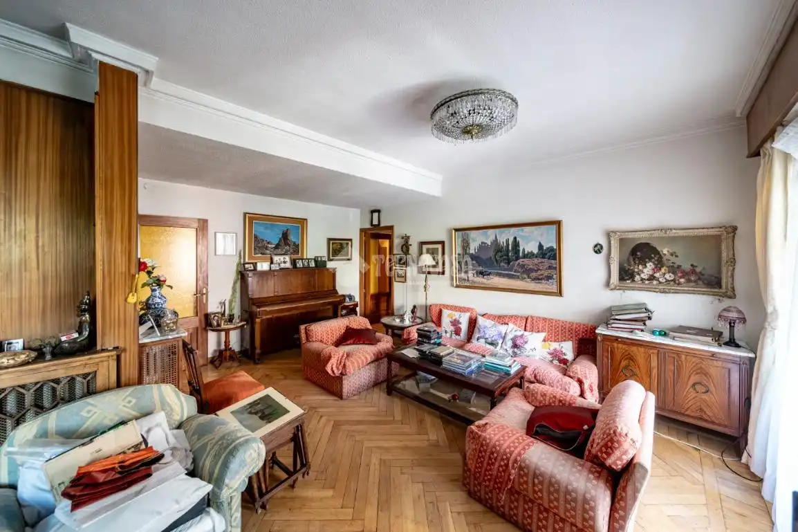 Living room of Flat for sale in Madrid  with Heating