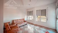 Sala d'estar de Pis en venda en  Córdoba Capital amb Aire condicionat, Calefacció i Terrassa