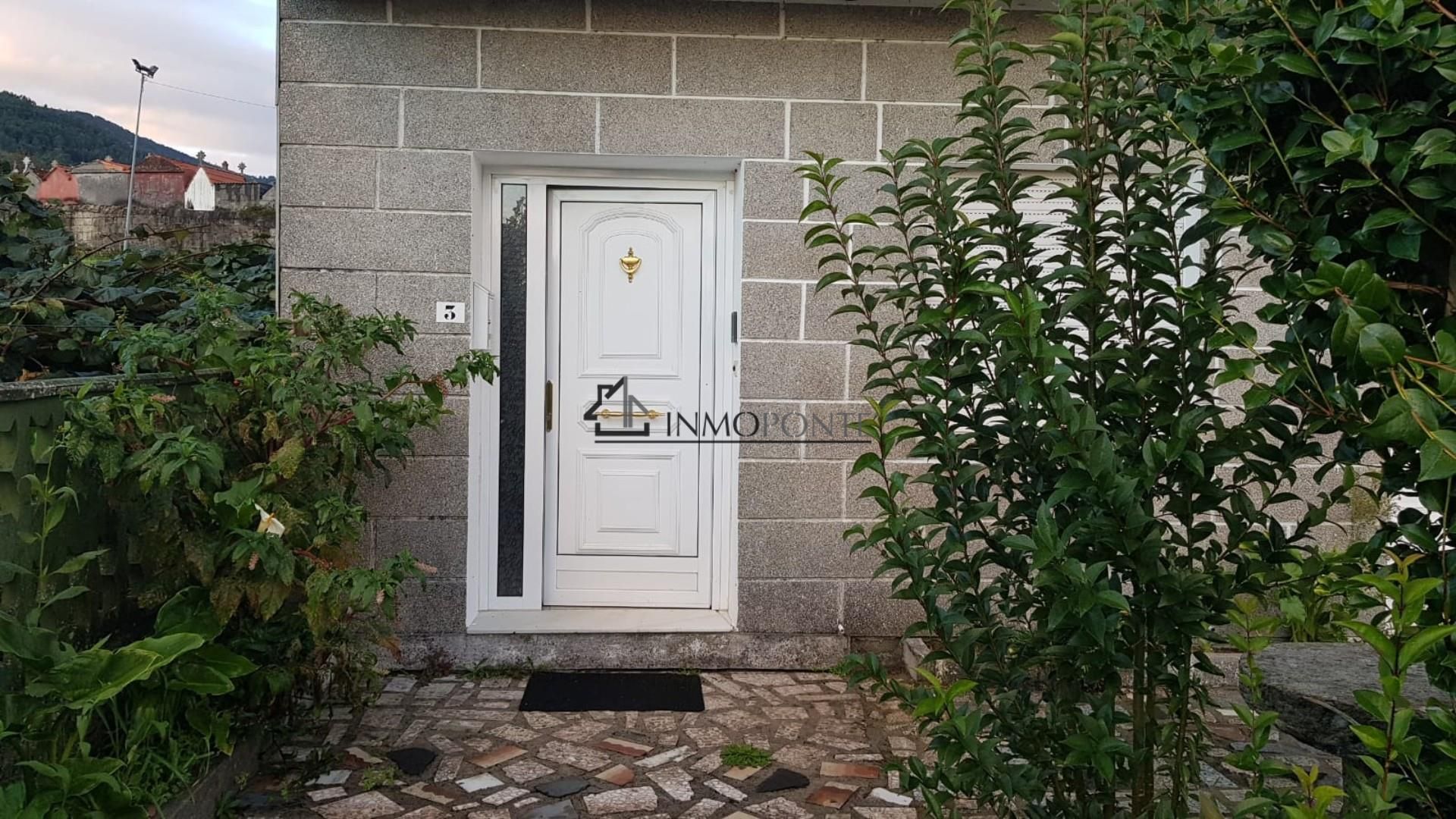 Vista exterior de Casa o chalet en venta en Poio con Jardín privado