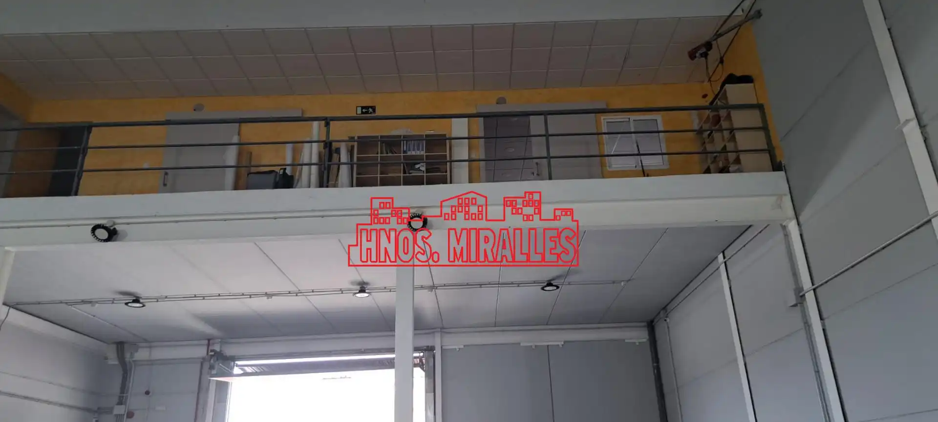 Nave industrial in vendita a Pedanías Este, imagen 2