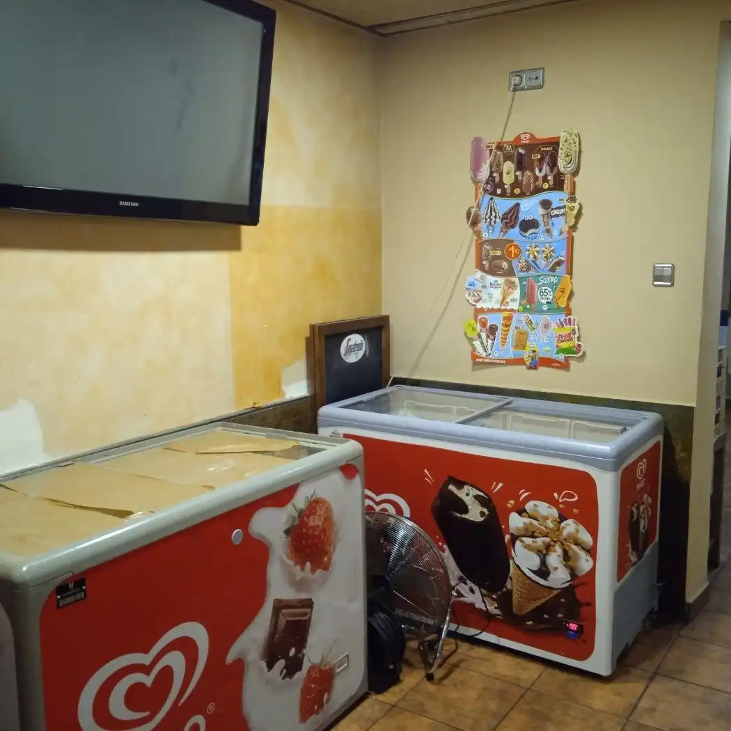 Business premises for transfer in Joan Prim, imagen 14