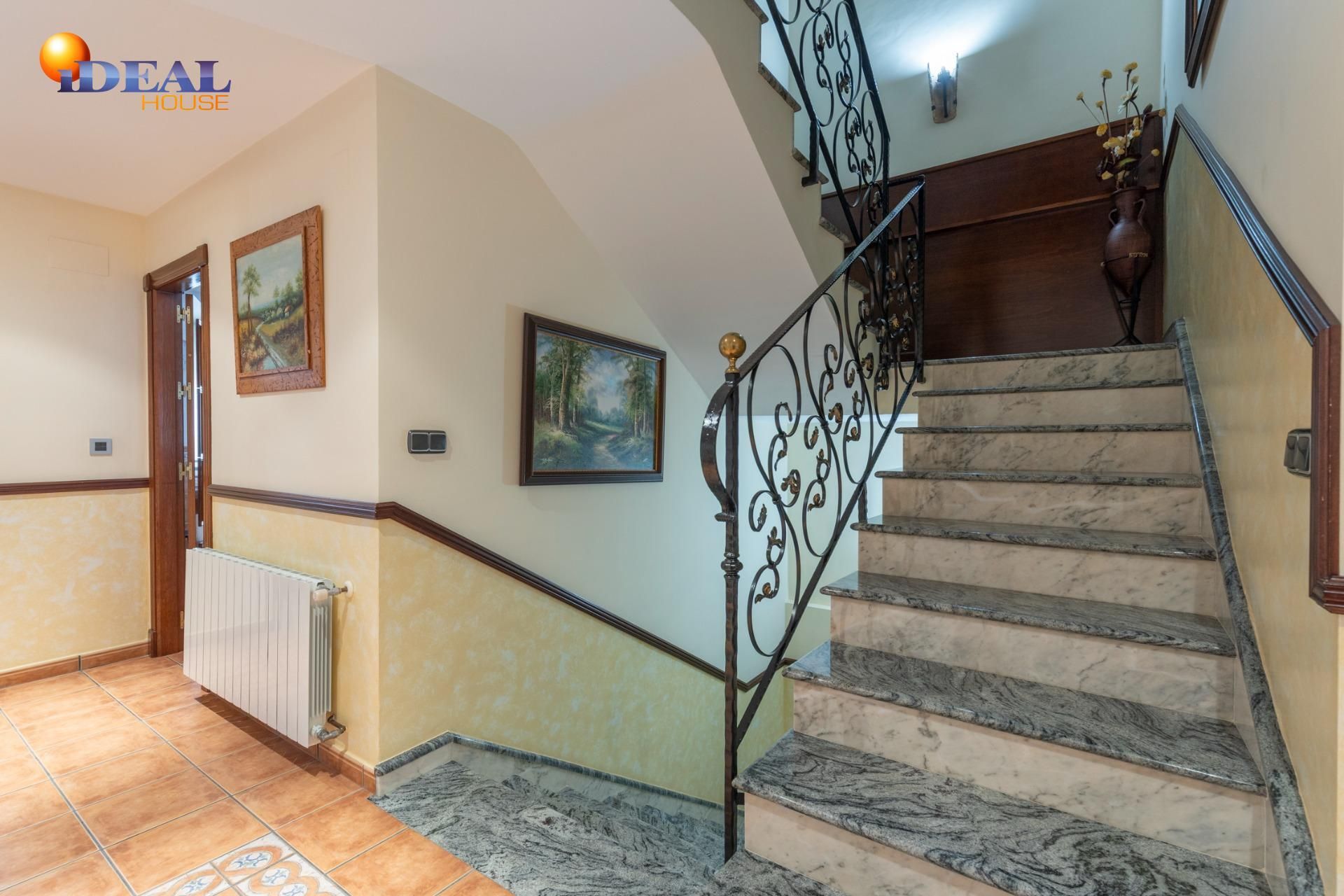 Casa adosada en venda a Calle Málaga, 23, Padul