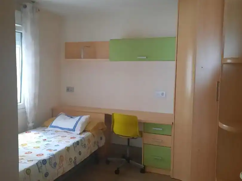 Bedroom of Flat for rent in Gijón 