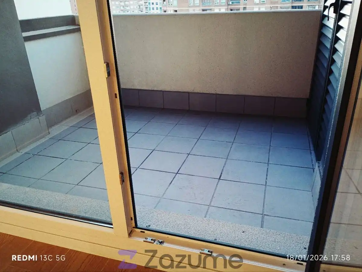 Balcony of Flat for rent in Valencia  with Air Conditioner, Private garden and Terrace