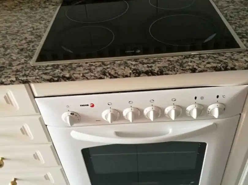 Cocina de Piso de alquiler en Centro Urbano