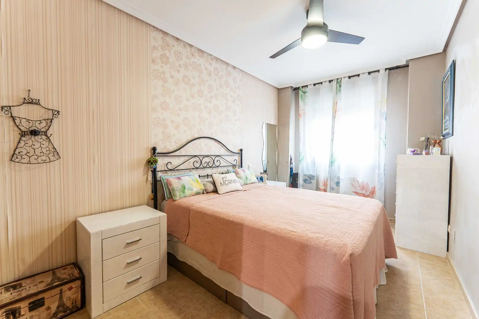 Habitación de Piso en venta en Universidad - Hospital