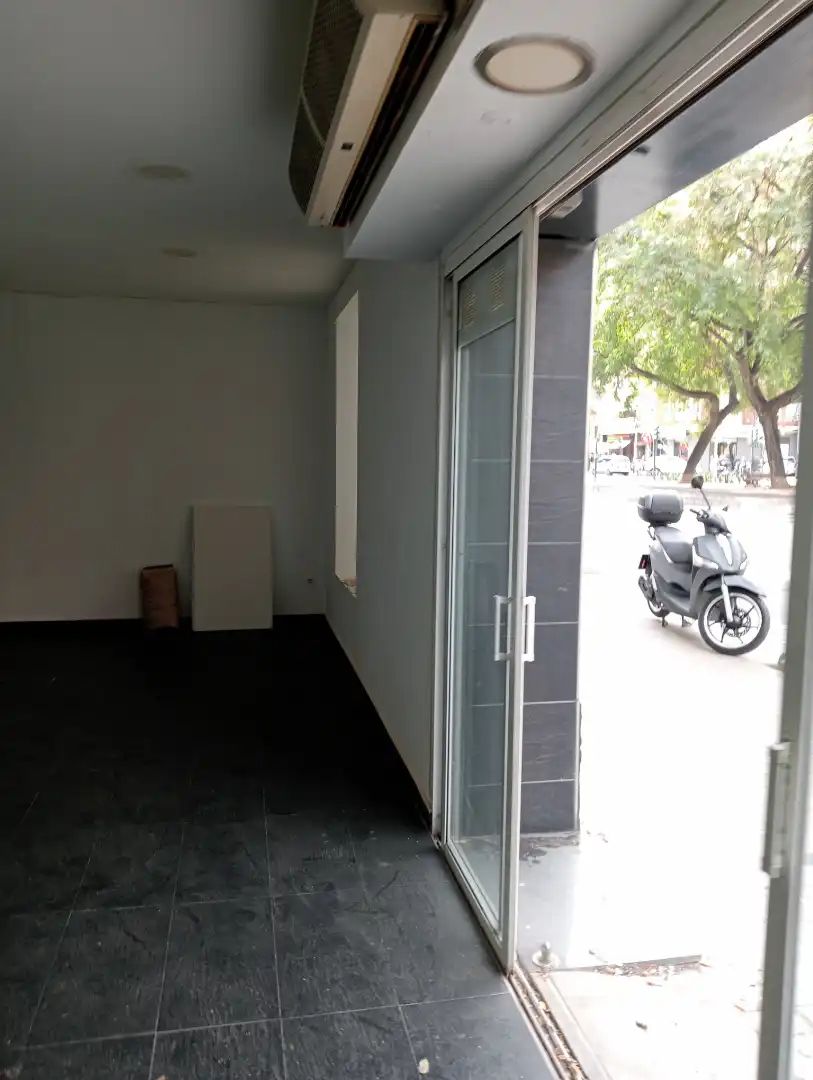 Local en venta en Valencia con Aire acondicionado, Terraza y Amueblado