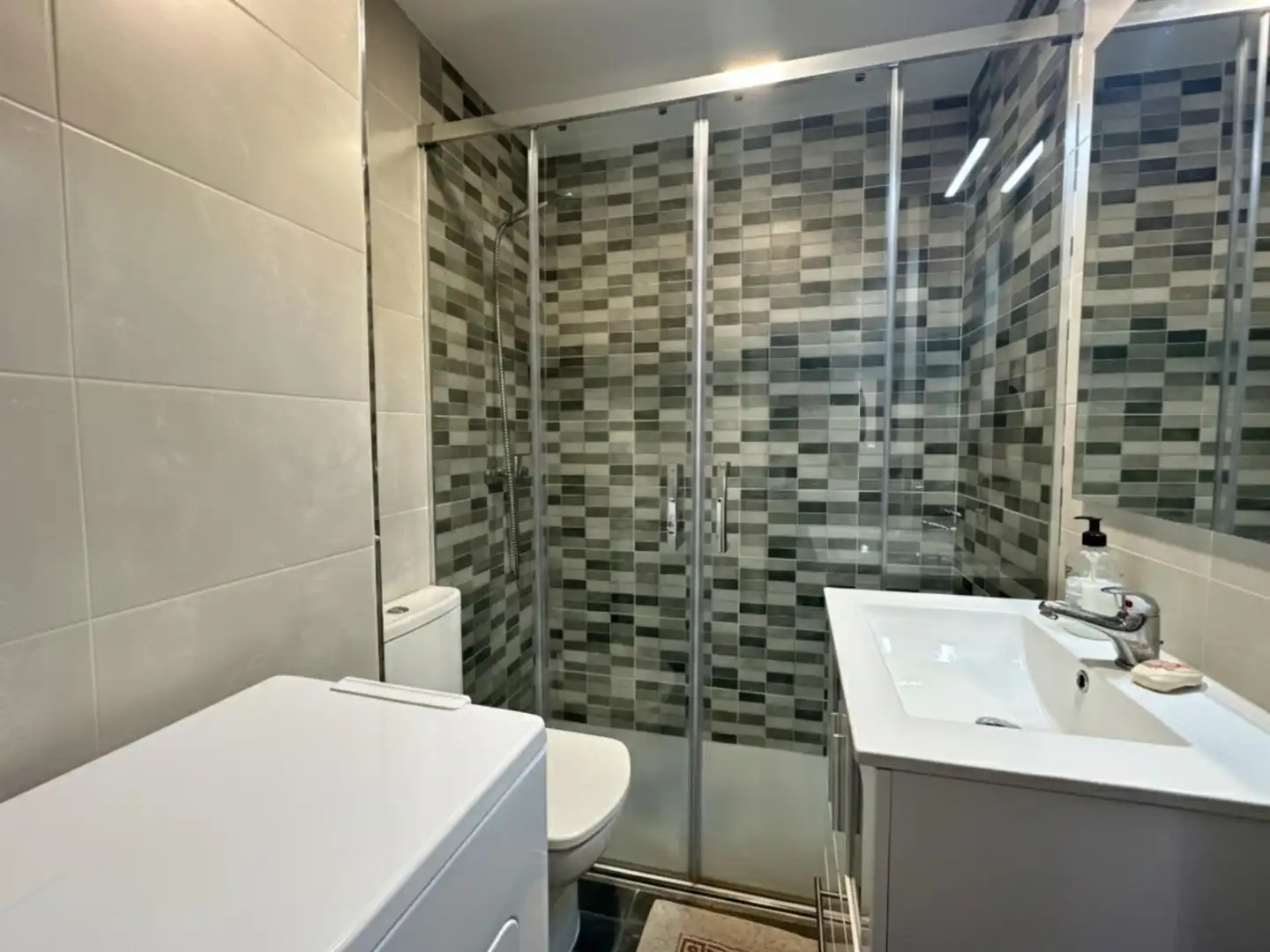 Apartamento de alquiler en Calle de Bravo Murillo, Berruguete