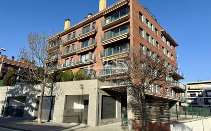 Exterior view of Flat for sale in Vic  with Heating, Parquet flooring and Terrace