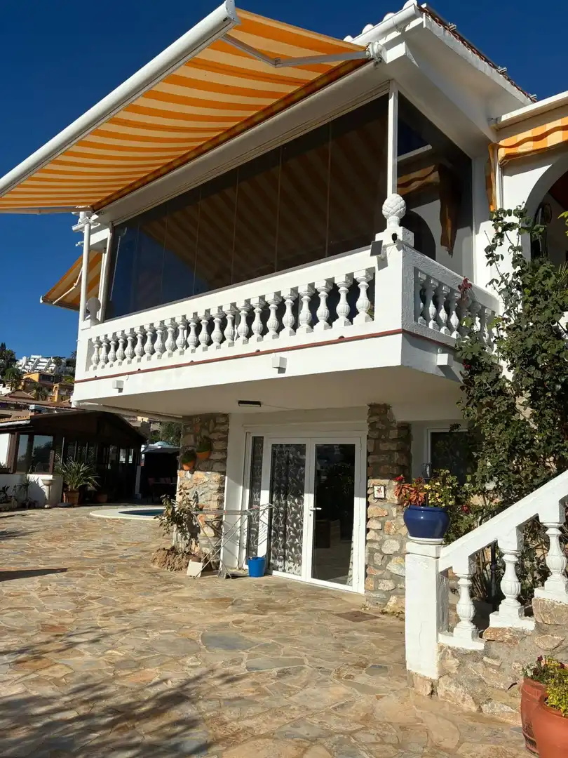 Balcony of Houses for sale in Almuñécar  with Air Conditioner, Heating and Private garden