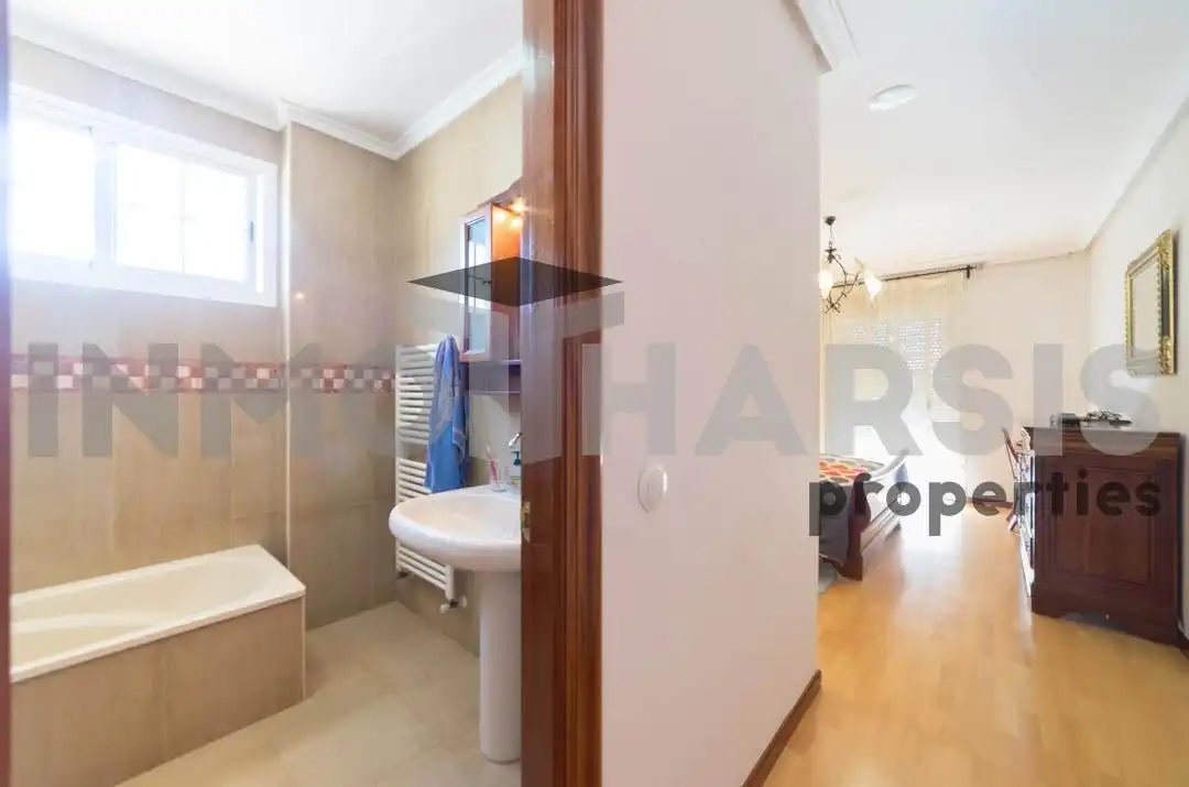 Villa mit Terrasse zum Verkauf in AVIACION (U) 1, imagen 51