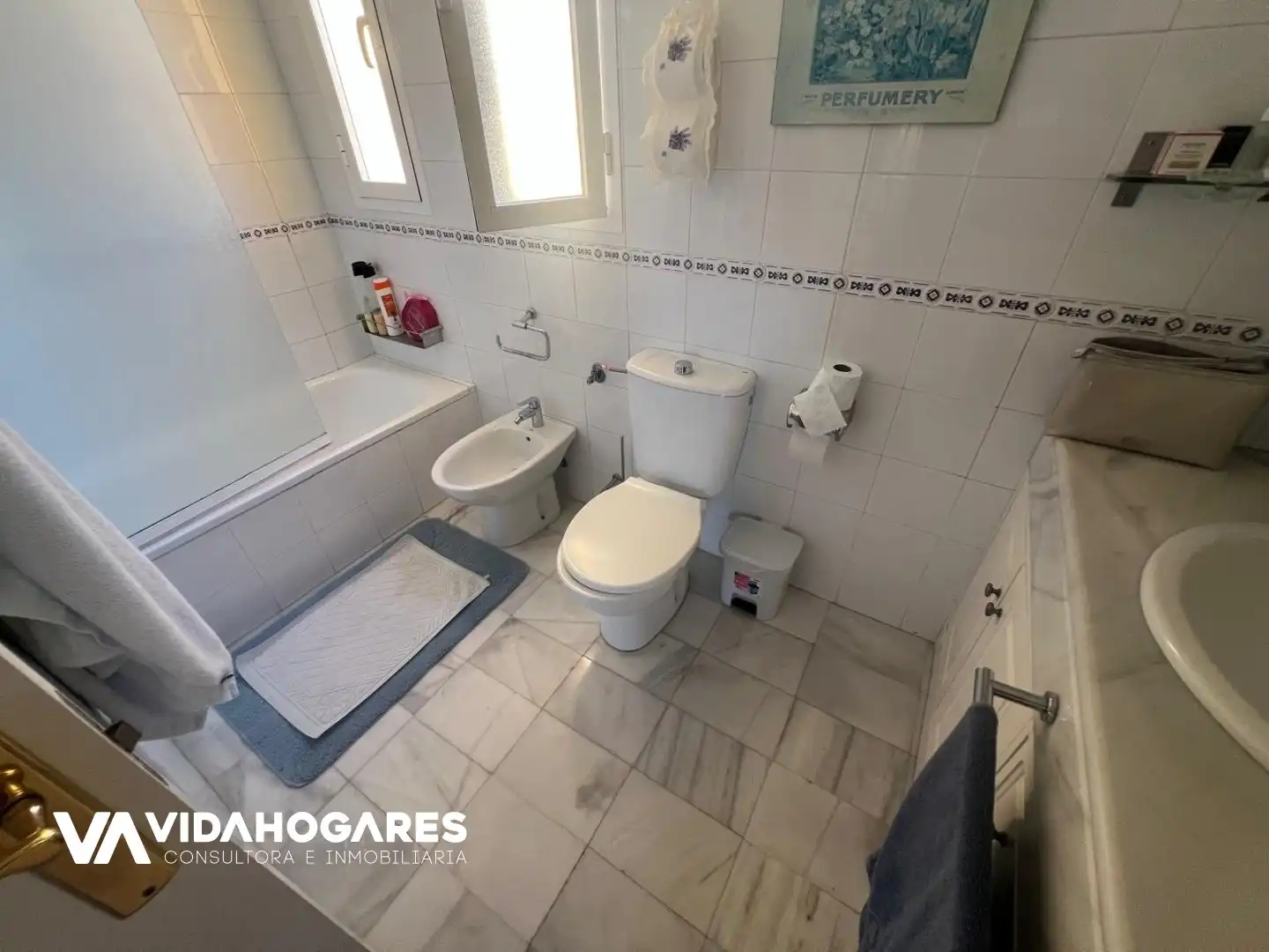Bany de Àtic en venda en Rota amb Terrassa, Traster i Piscina