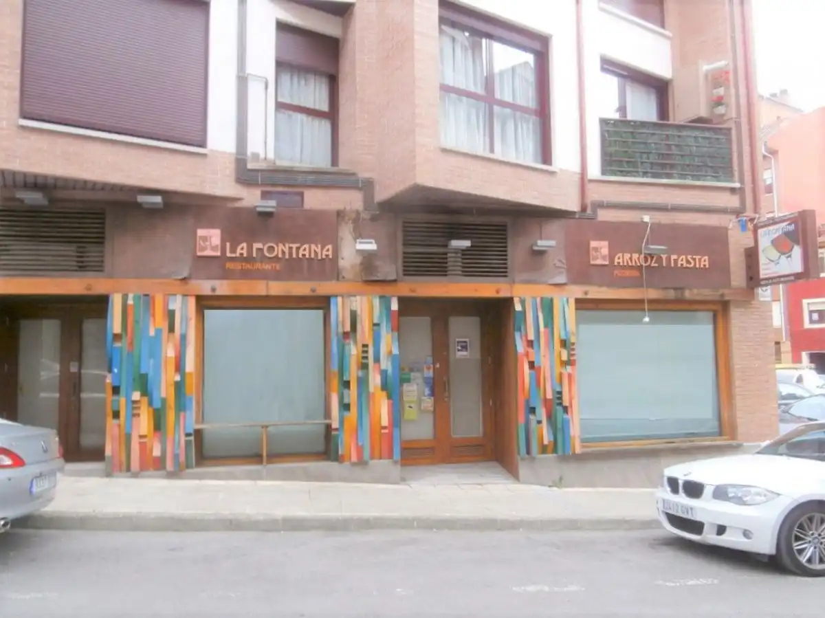 Local comercial en venta en La Felguera