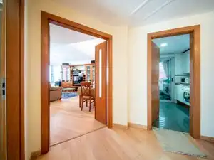 Wohnung zum Verkauf in Madrid mit Klimaanlage, Heizung und Privatgarten