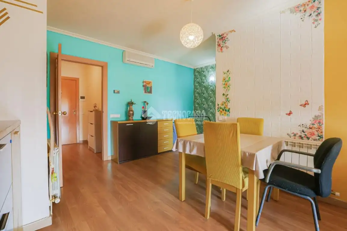 Comedor de Piso en venta en Sant Feliu de Llobregat con Aire acondicionado y Balcón