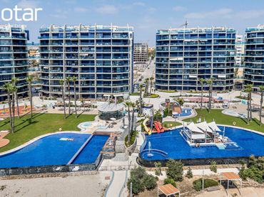 Apartament amb piscina en venda a Sea Senses - Punta Prima