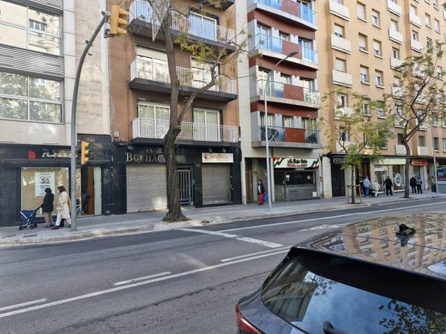 Local comercial en Alquiler en Ronda de Zamenhof en Centre