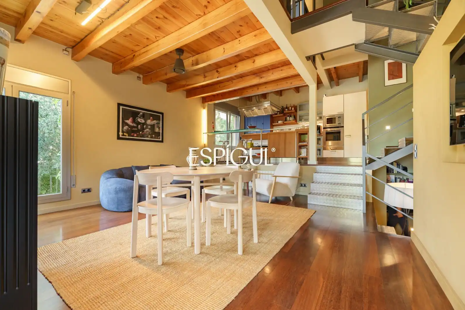 Sala de estar de Casa o chalet en venta en Molins de Rei con Aire acondicionado, Calefacción y Jardín privado