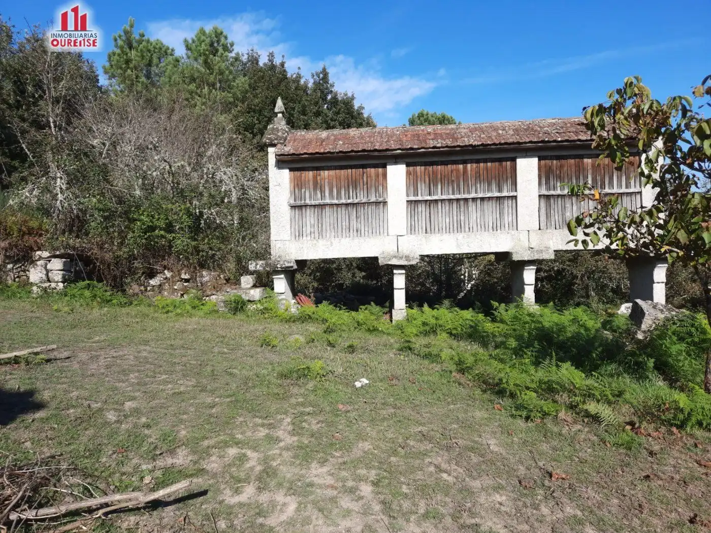 Casa con terraza en venta en Amoeiro, imagen 3