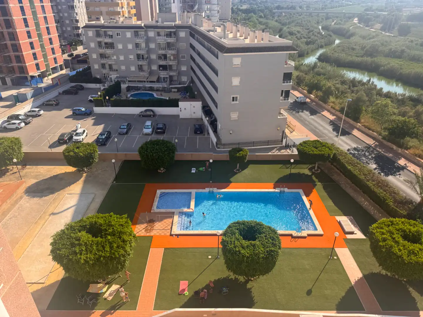 Piscina de Piso de alquiler en Guardamar del Segura con Aire acondicionado, Calefacción y Terraza