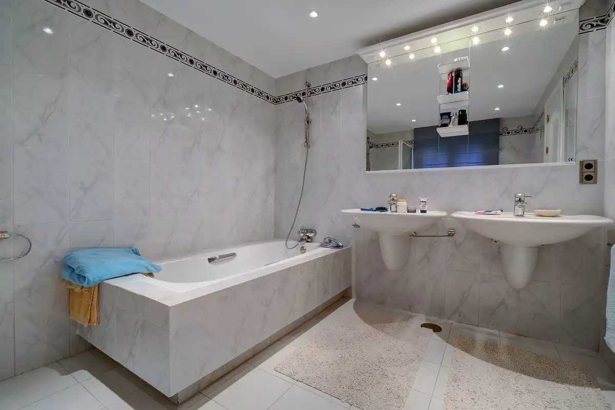 House with pool for sale in Estepona Pueblo, imagen 8
