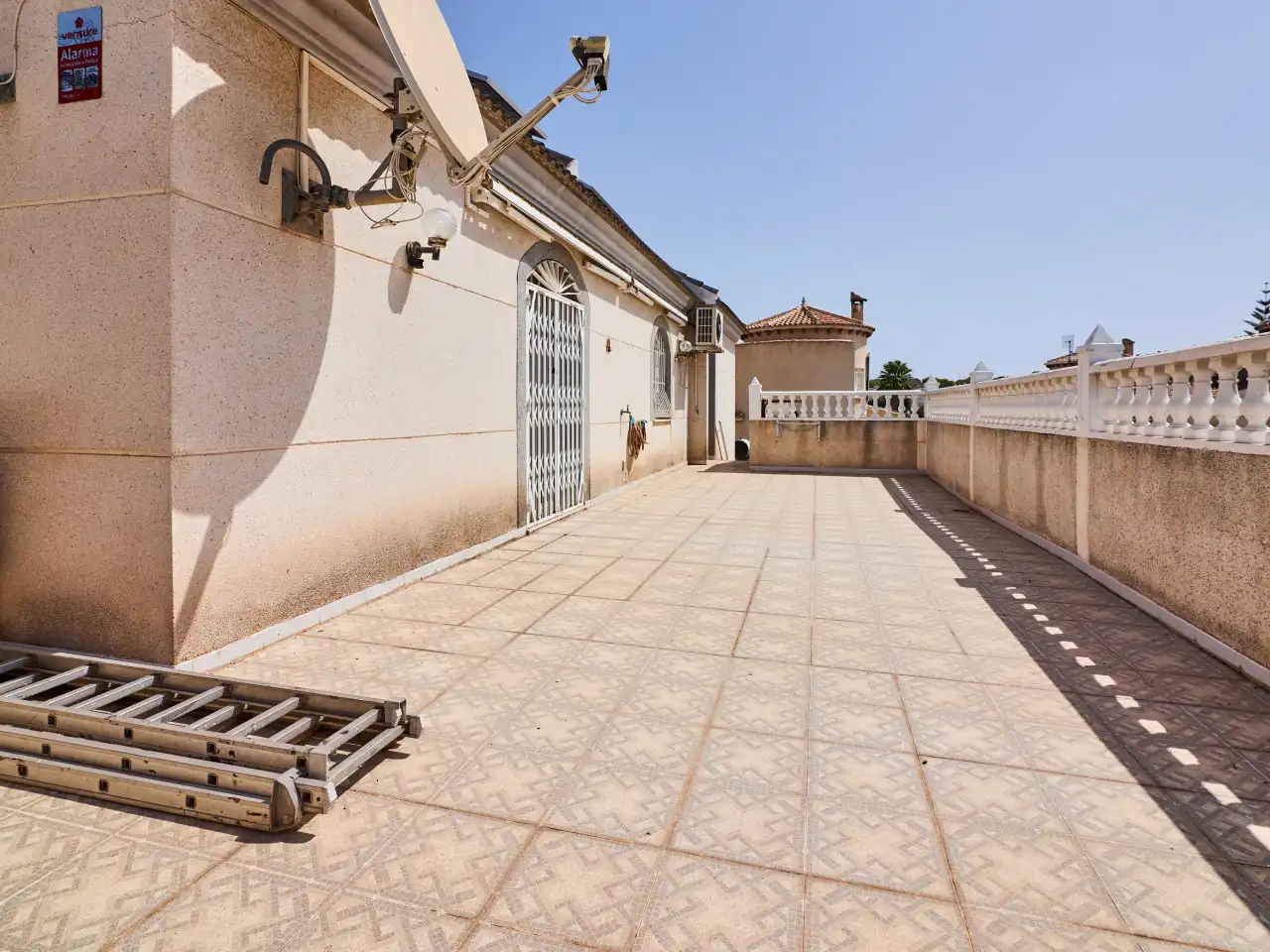 Terrassa de Casa o xalet en venda en Torrevieja amb Aire condicionat, Calefacció i Jardí privat