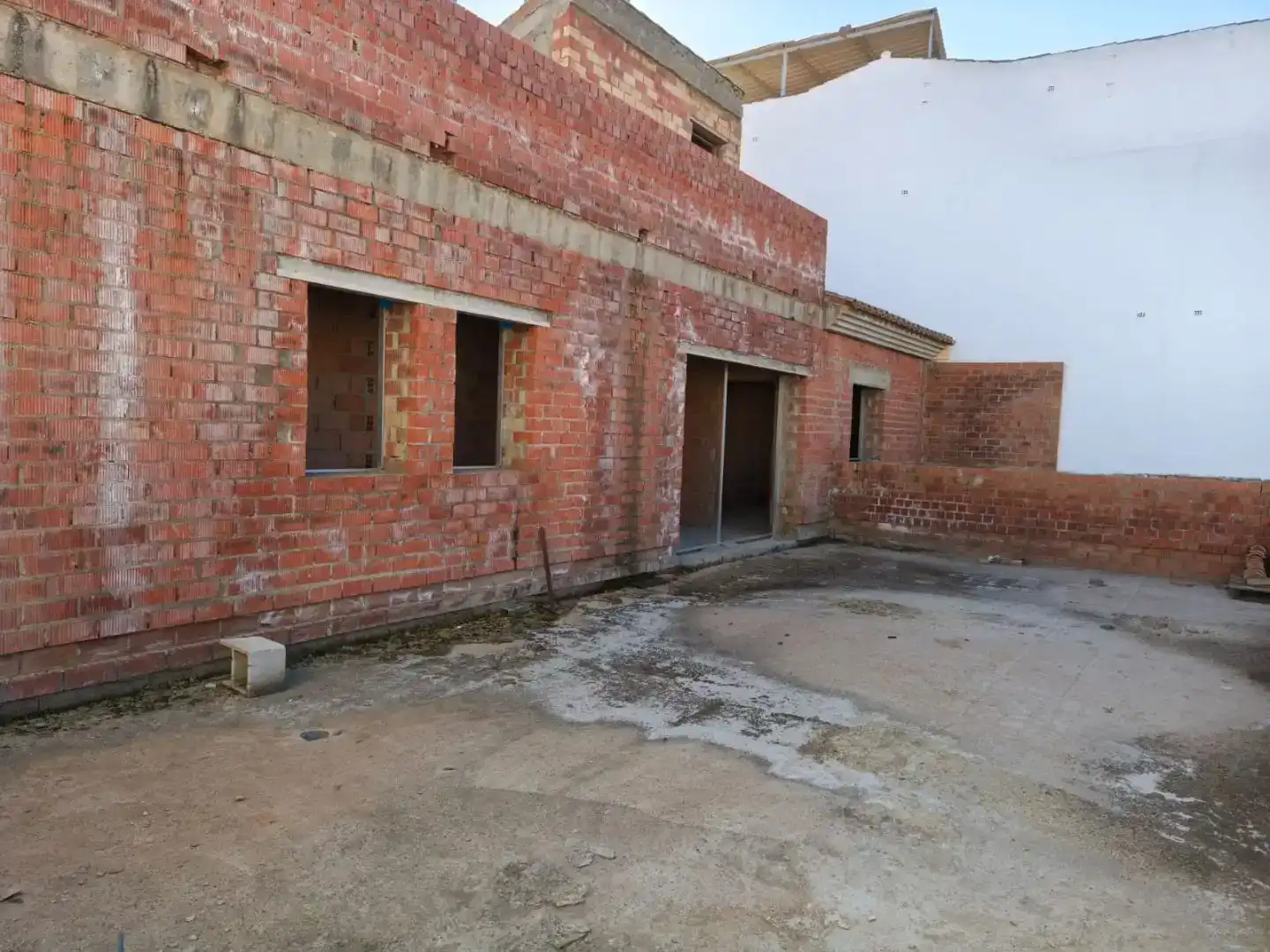 Vista exterior de Pis en venda en Antequera amb Jardí privat, Traster i Piscina