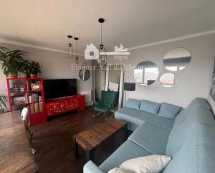 Living room of Flat to rent in  Barcelona Capital  with Heating, Parquet flooring and Furnished