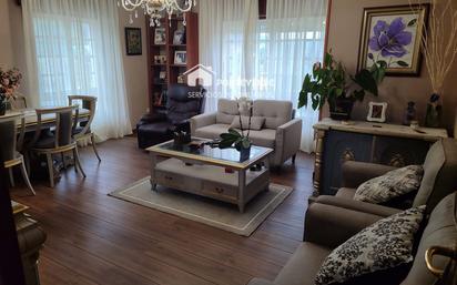 Living room of Flat for sale in Pontevedra Capital   with Terrace