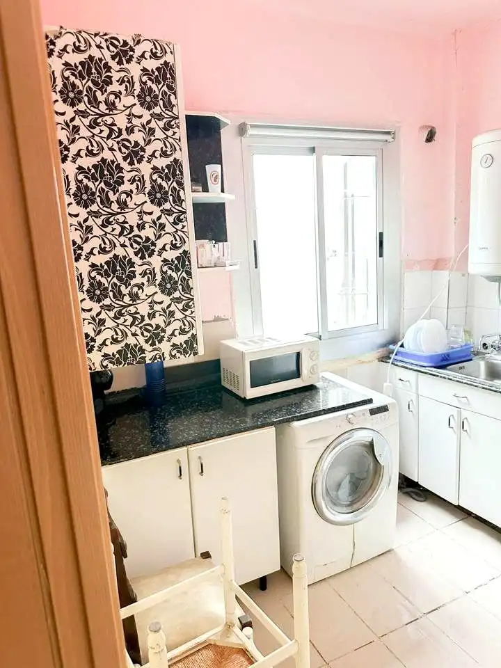 Kitchen of Apartments for sale in  Logroño