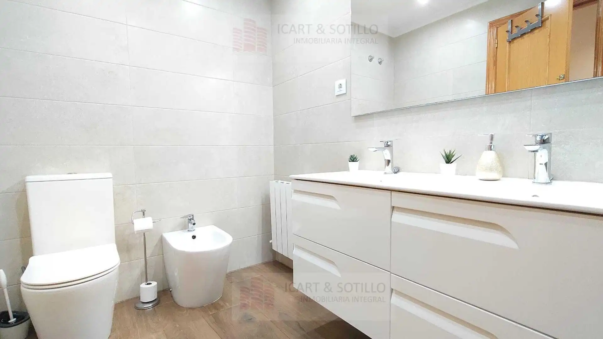 Appartamento con terrazza in vendita a Casco Urbano, imagen 41