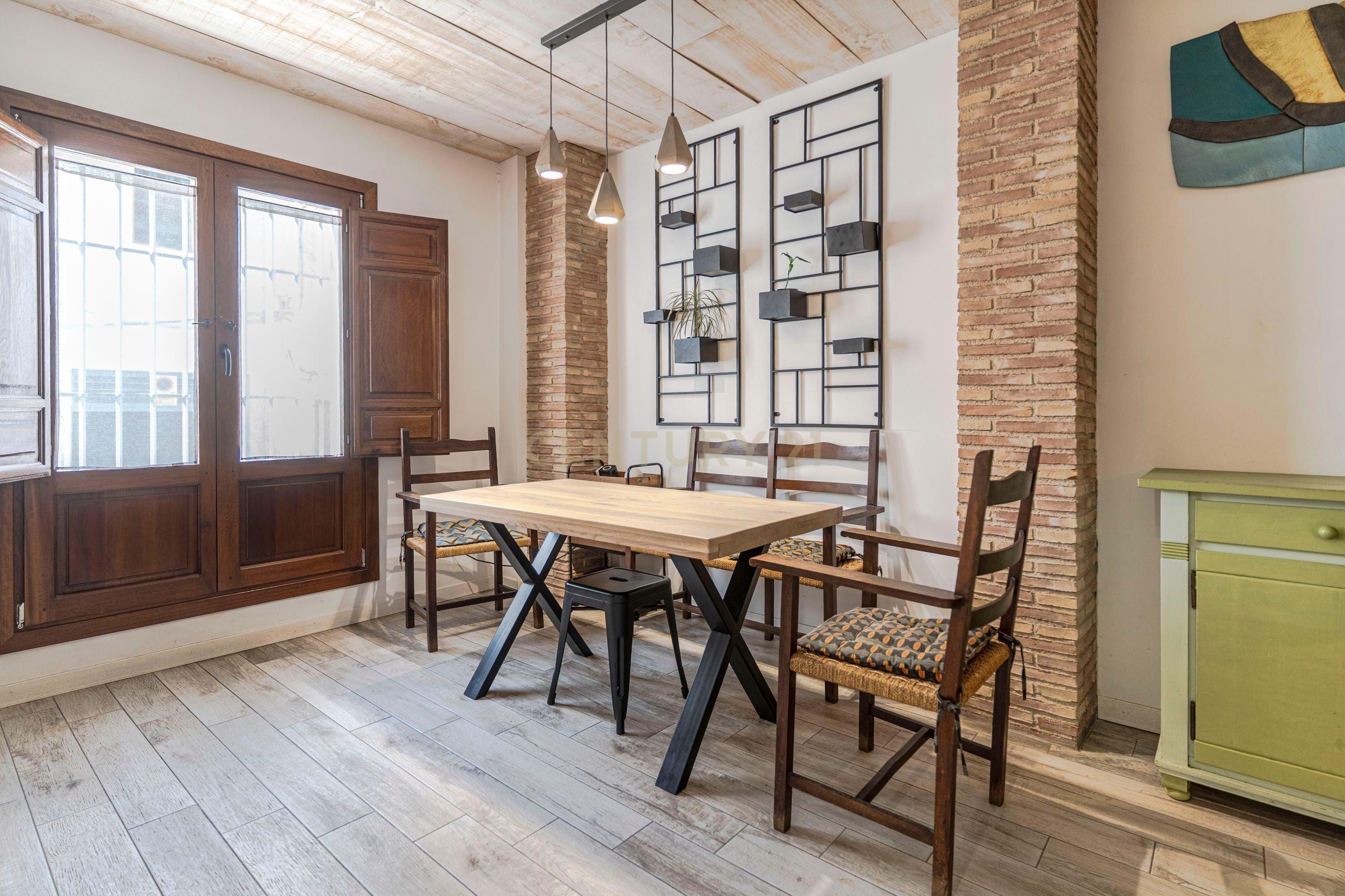 Comedor de Casa o chalet en venta en  Granada Capital con Aire acondicionado, Calefacción y Terraza