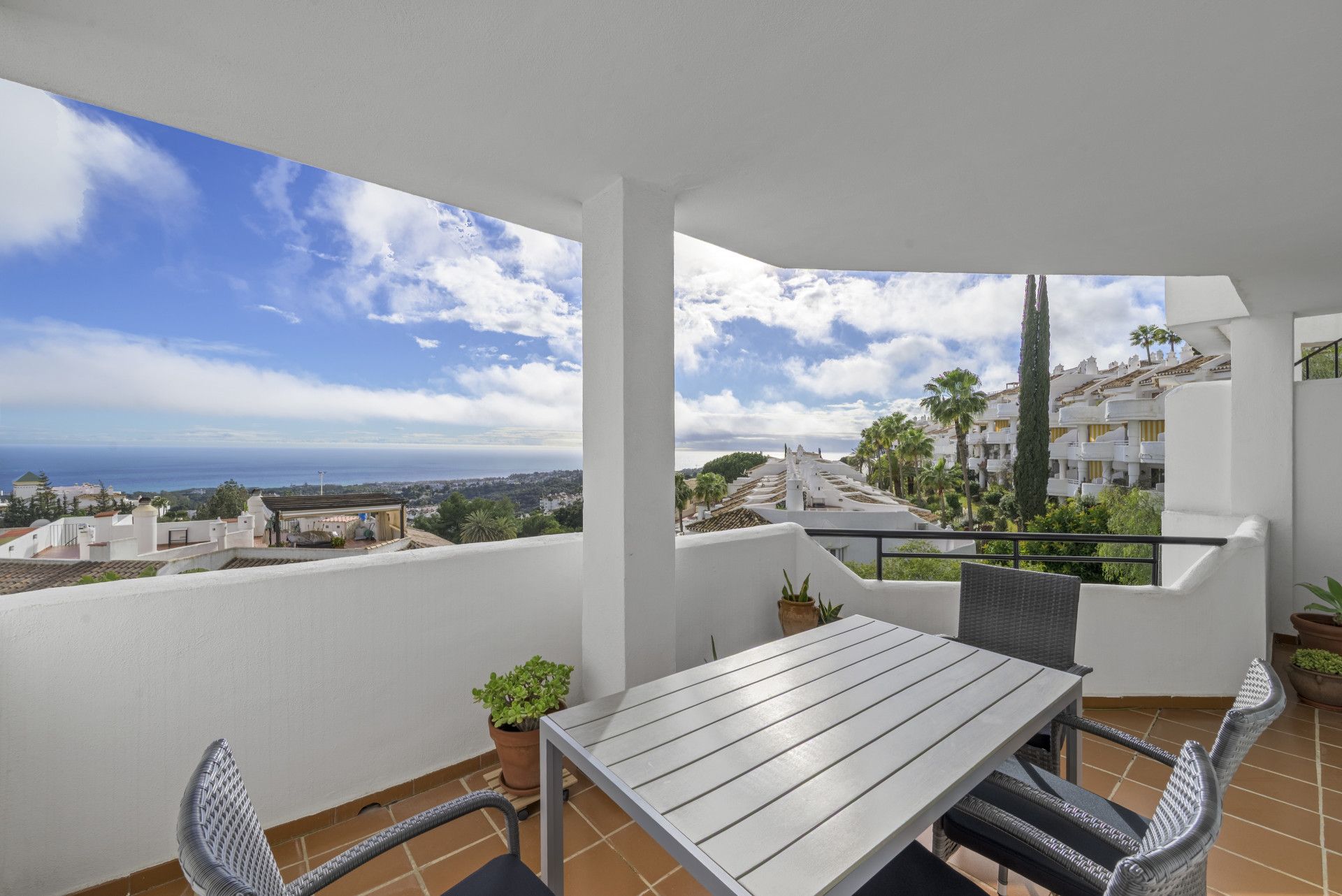 Terrassa de Apartament en venda en Mijas amb Aire condicionat, Terrassa i Piscina