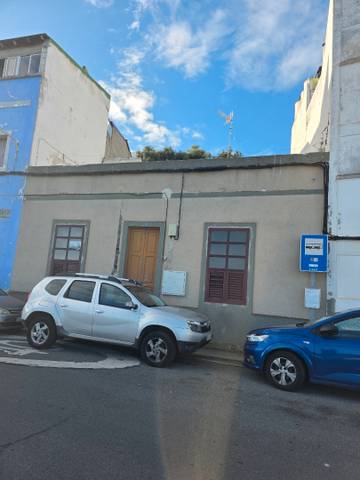 Casa adosada en Venta en Paseo San Patricio, 24 en Tres Barrios - Trasmontaña