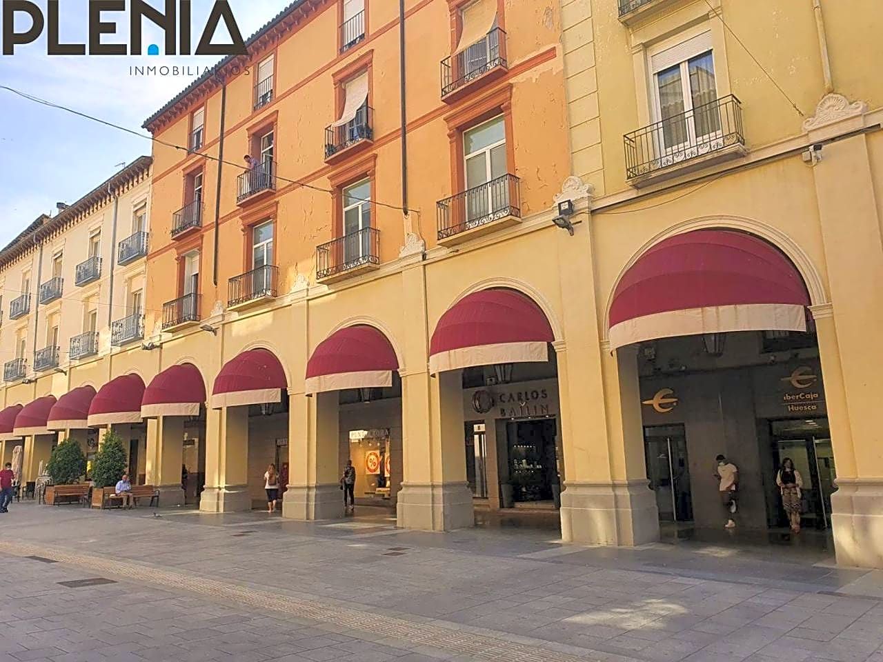 Exterior view of Flat for sale in  Huesca Capital