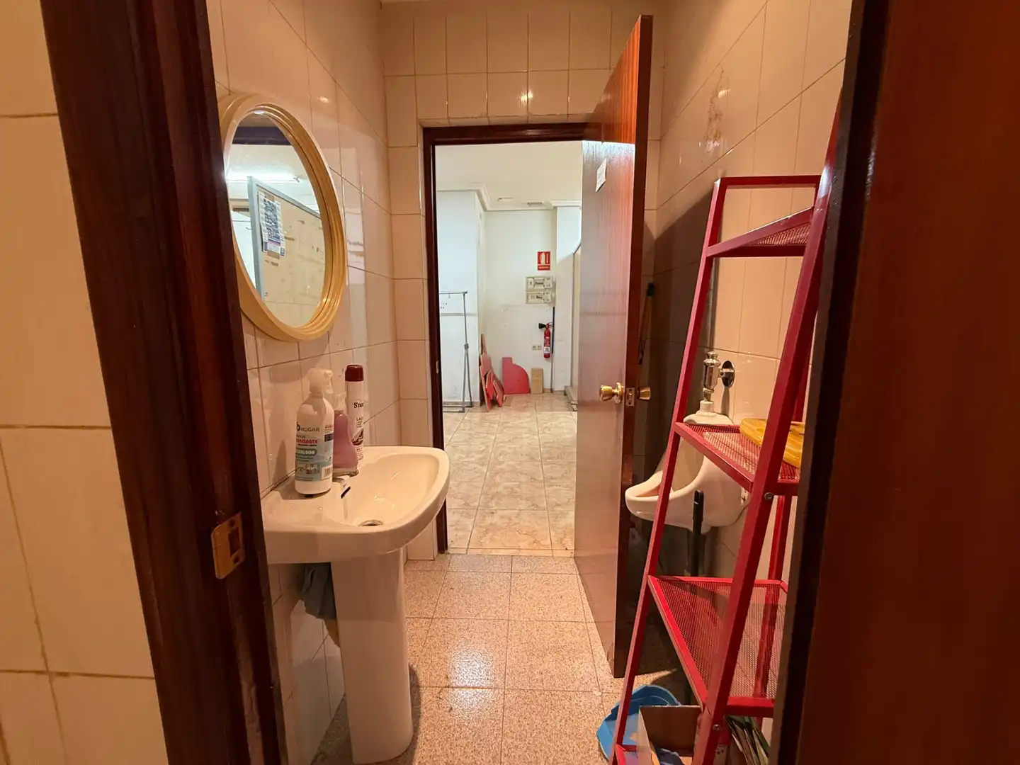 Bathroom of Commercial properties for rent in Elche / Elx