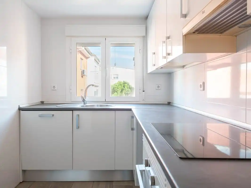 Cocina de Piso en venta en Madrid con Calefacción