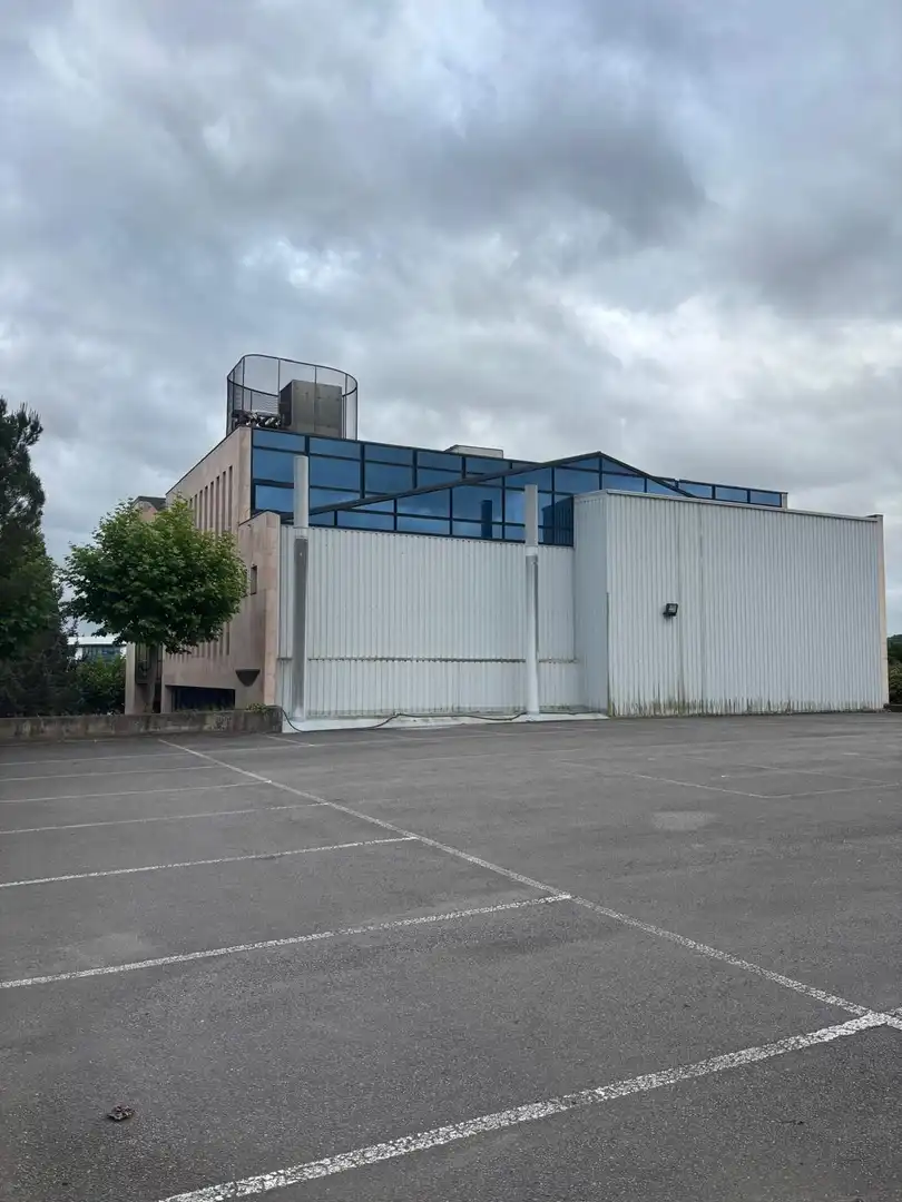 Vista exterior de Oficina de alquiler en Vitoria - Gasteiz con Calefacción