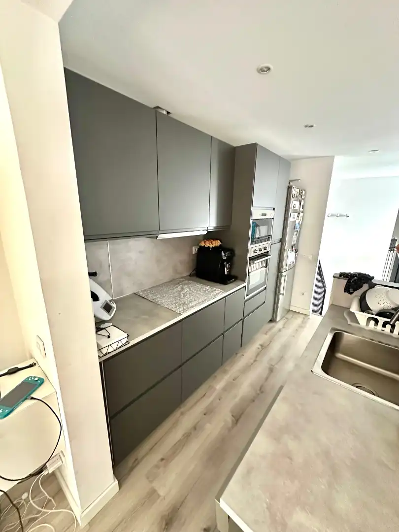 Kitchen of Detached homes for sale in Santa Coloma de Gramenet  with Air Conditioner, Heating and Parquet flooring
