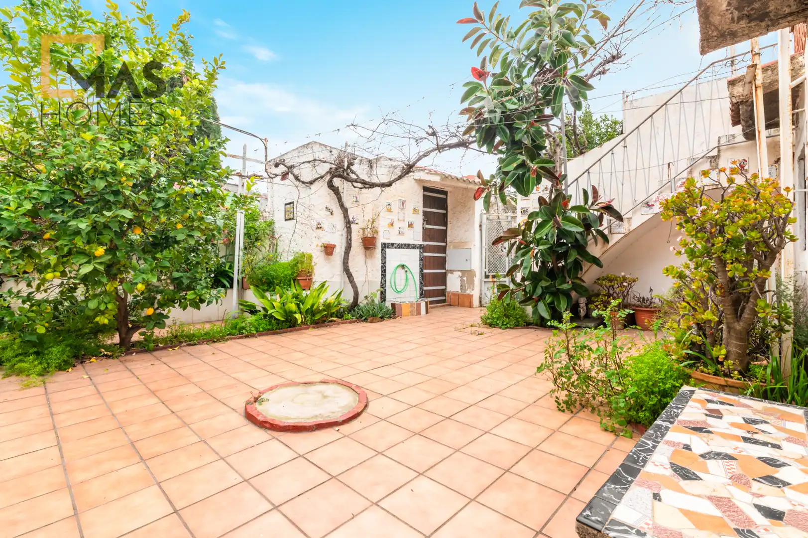 Country homes for sale in Carrer Sant Francesc, Pallejà