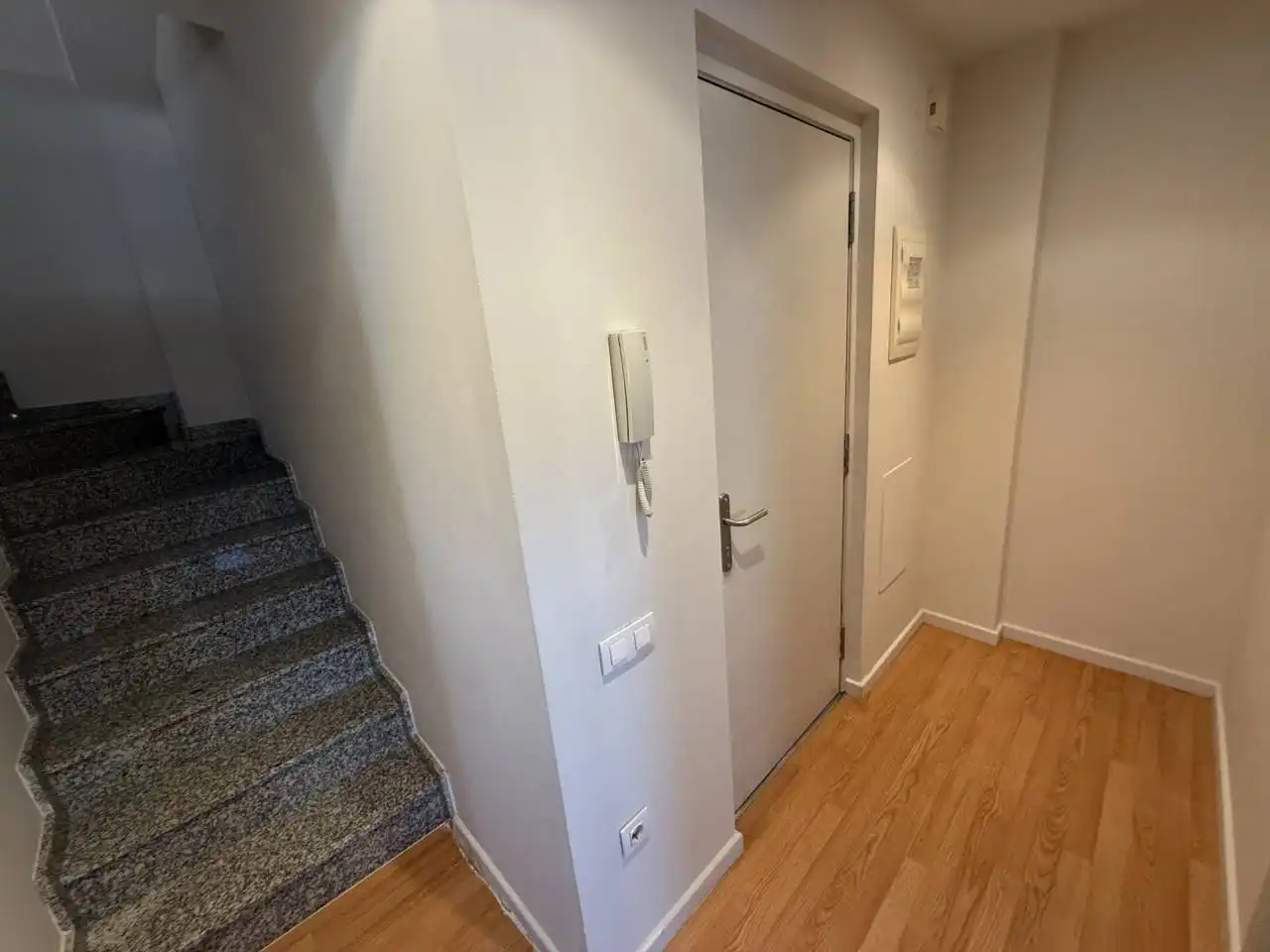 Dúplex de alquiler en Calle SINDICAT, Can Palet