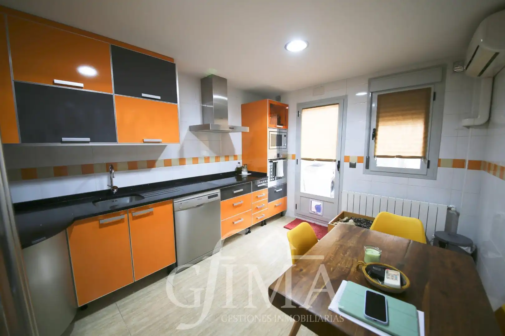Cuina de Dúplex en venda en Tomelloso amb Aire condicionat, Calefacció i Terrassa