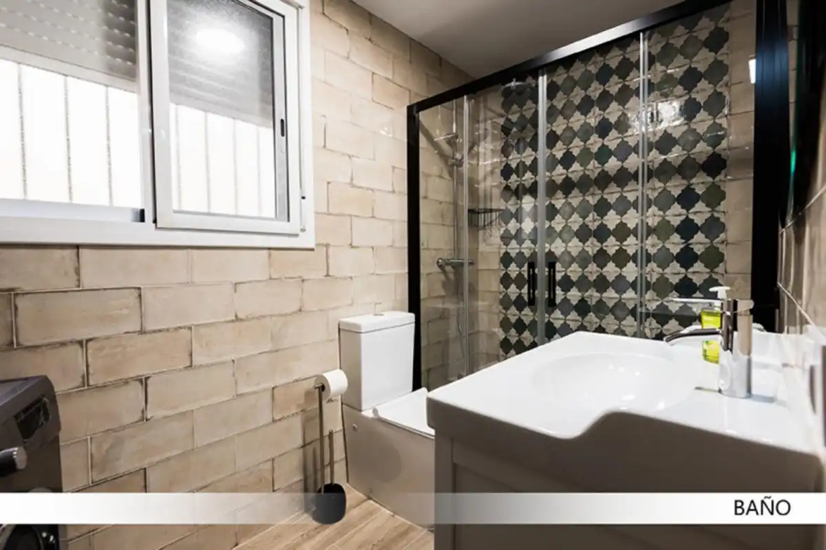 Habitación en Doctor Barraquer - G. Renfe - Policlínico