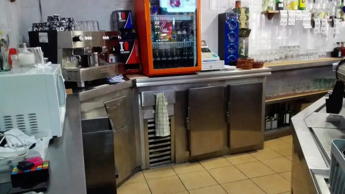 Local en venda en Móstoles amb Aire condicionat i Moblat