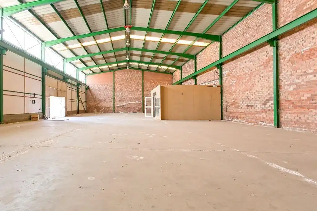 Nave industrial in vendita a Barri Antic, imagen 2