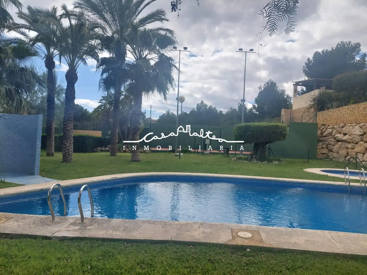 Vista exterior de Casa o chalet en venta en La Nucia con Aire acondicionado, Terraza y Trastero