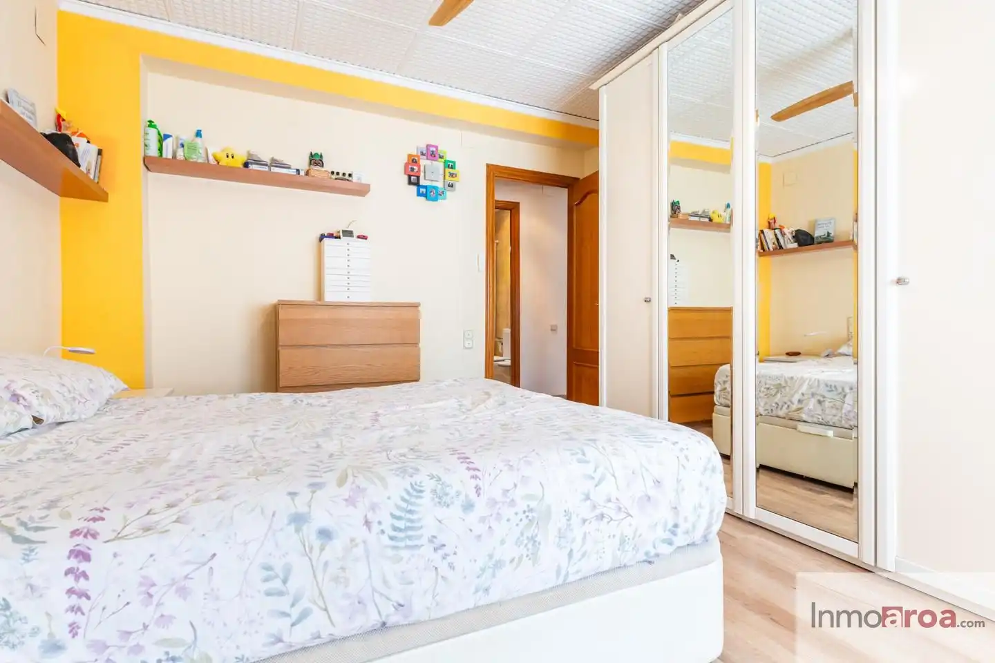 Habitación de Piso en venta en L'Eliana con Calefacción y Balcón
