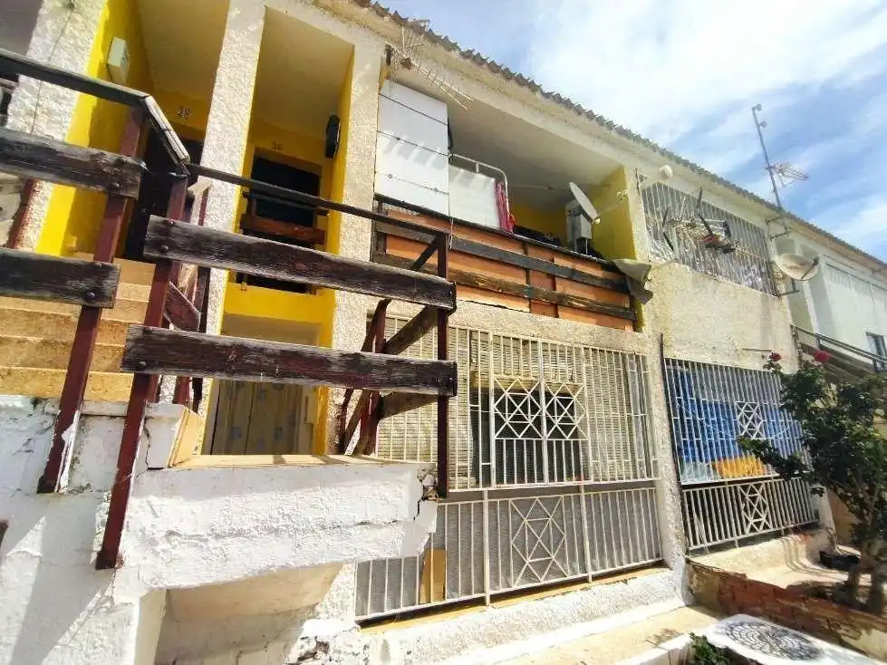 Vista exterior de Piso en venta en Mazarrón